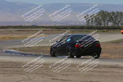 media/Oct-04-2025-OnGrid (Sat) [[44bd565ffa]]/Red Group/Grapevine/